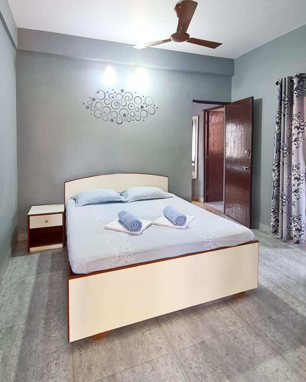 Jackson'S Beach House Calangute Aparthotel Room photo